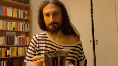 Snapshot of mrkurt86 chatting on 12-10-24, 05:33 mrkurt86 online show from 12-10-24, 05:33