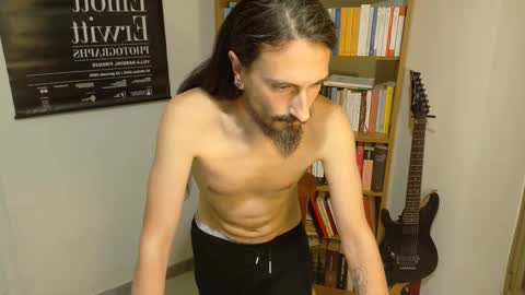 Snapshot of mrkurt86 chatting on 01-05-25, 05:51 mrkurt86 online show from 01-05-25, 05:51