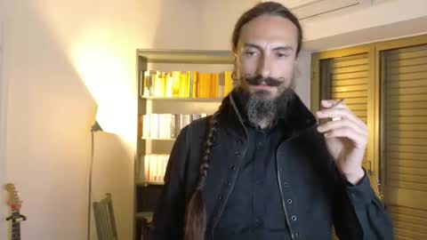 Snapshot of mrkurt86 chatting on 10-09-25, 03:54 mrkurt86 online show from 10-09-25, 03:54