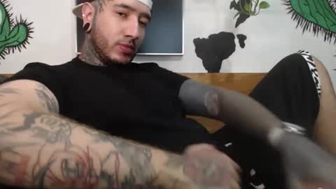 Snapshot of mrmanny__ chatting on 01-28-25, 02:53 mrmanny__ online show from 01-28-25, 02:53