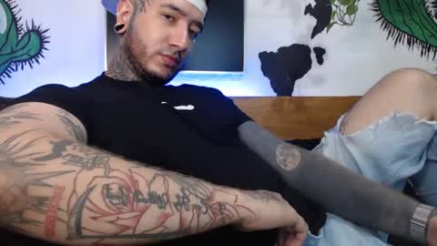 Snapshot of mrmanny__ chatting on 02-01-25, 12:18 mrmanny__ online show from 02-01-25, 12:18