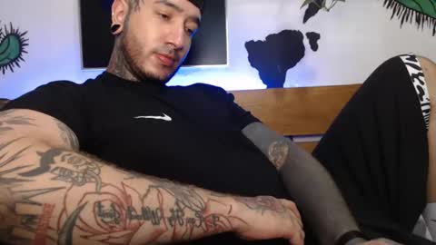 Snapshot of mrmanny__ chatting on 02-13-25, 11:17 mrmanny__ online show from 02-13-25, 11:17