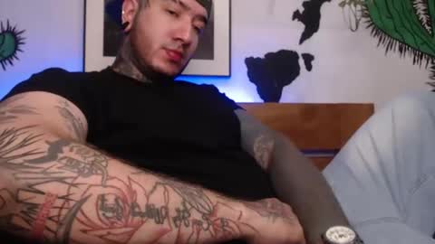 Snapshot of mrmanny__ chatting on 10-27-25, 01:09 mrmanny__ online show from 10-27-25, 01:09