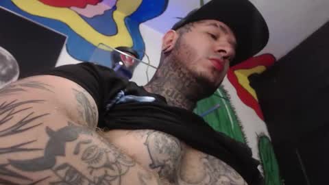 Snapshot of mrmanny__ chatting on 10-29-25, 12:02 mrmanny__ online show from 10-29-25, 12:02