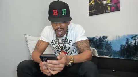 Snapshot of mromg007 chatting on 02-18-25, 08:58 mromg007 online show from 02-18-25, 08:58