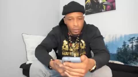 Snapshot of mromg007 chatting on 02-23-25, 01:35 mromg007 online show from 02-23-25, 01:35