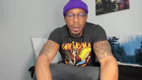 Snapshot of mromg007 chatting on 02-24-25, 02:37 mromg007 online show from 02-24-25, 02:37