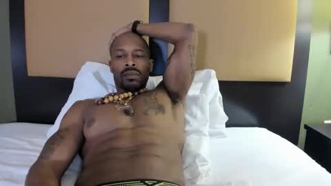 Snapshot of mromg007 chatting on 11-26-25, 03:40 mromg007 online show from 11-26-25, 03:40