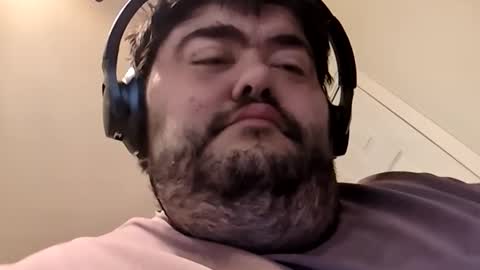 Snapshot of mrorange50187 chatting on 09-22-25, 01:24 mrorange50187 online show from 09-22-25, 01:24