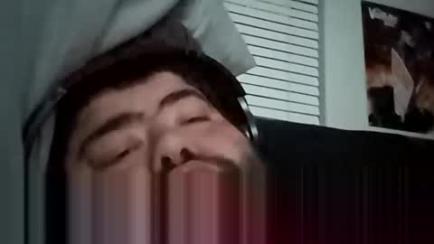 Snapshot of mrorange50187 chatting on 11-18-25, 04:39 mrorange50187 online show from 11-18-25, 04:39