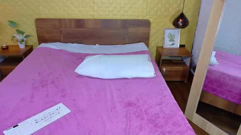 Snapshot of mrs_buttocks chatting on 03-04-25, 05:34 mrs_buttocks online show from 03-04-25, 05:34