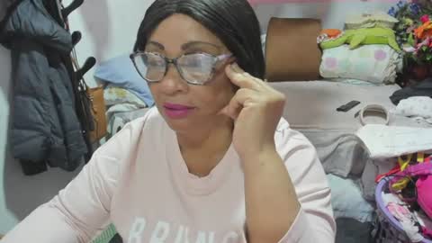 Snapshot of mrs_mommy chatting on 06-09-26, 07:36 mrs_mommy online show from 06-09-26, 07:36