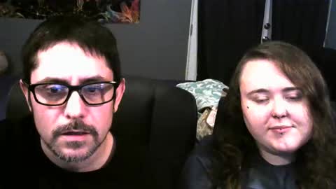 Snapshot of mrsburx chatting on 03-16-26, 01:00 Mrsburx online show from 03-16-26, 01:00