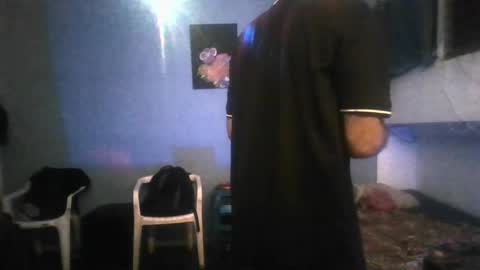 Snapshot of mrsenomutt chatting on 10-08-25, 10:02 mrsenomutt online show from 10-08-25, 10:02