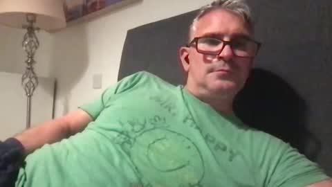 Snapshot of mrsensible chatting on 11-05-25, 12:43 Mr Sensible online show from 11-05-25, 12:43