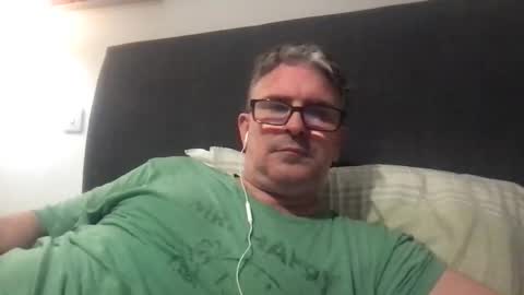 Snapshot of mrsensible chatting on 03-04-26, 02:39 Mr Sensible online show from 03-04-26, 02:39