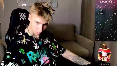 Snapshot of mrsexycum4u chatting on 10-26-25, 11:16 Adam online show from 10-26-25, 11:16
