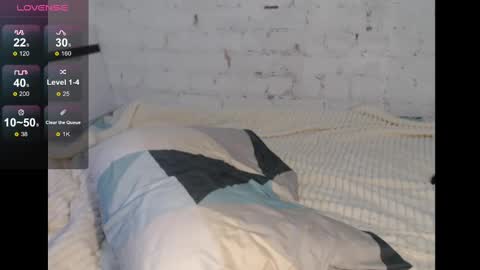 Sasha online show from 12-08-24, 02:39