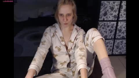 Sasha online show from 02-08-25, 06:22