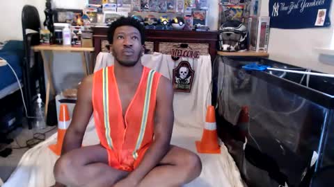 mrsoonicexrated online show from 10-31-25, 03:24