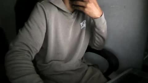 Snapshot of mrspaceship chatting on 11-30-25, 03:27 Level Ent Studios online show from 11-30-25, 03:27