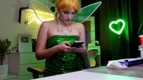 Snapshot of mrstenderbeast chatting on 09-21-25, 03:13 YOUR OWNER online show from 09-21-25, 03:13