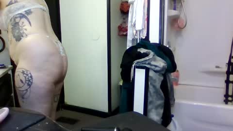 Mrstxoxo4594 online show from 11-29-25, 07:17