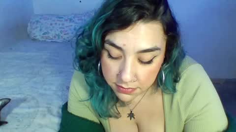 Snapshot of mrvenusx chatting on 05-23-26, 01:00 Mrs Venus online show from 05-23-26, 01:00