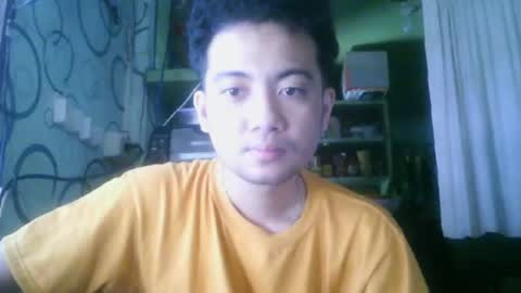 Snapshot of mrwolfguy chatting on 07-18-26, 03:44 mrwolfguy online show from 07-18-26, 03:44
