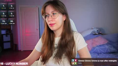 Snapshot of ms_allison chatting on 05-05-26, 06:32 Allison online show from 05-05-26, 06:32