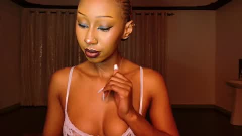 ms_crystal online show from 11-11-25, 08:42