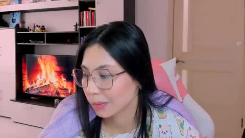 Snapshot of ms_emily_ chatting on 04-29-26, 10:19 ms_emily_ online show from 04-29-26, 10:19