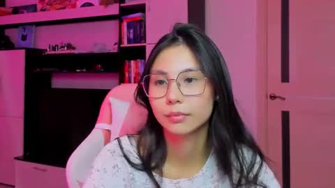 Snapshot of ms_emily_ chatting on 07-15-26, 06:46 ms_emily_ online show from 07-15-26, 06:46