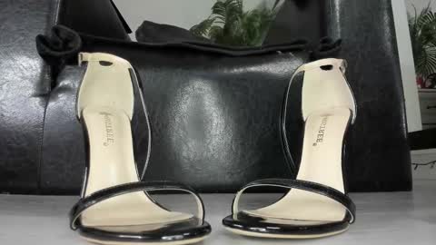 Goddess. Miss. Lady.  Queen. Madam Milady online show from 10-03-25, 04:04