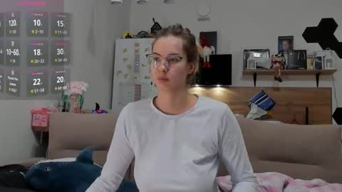 Snapshot of ms_foryou chatting on 02-06-26, 03:55 Ms ForYOU online show from 02-06-26, 03:55