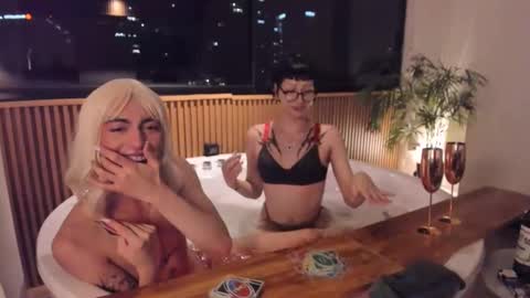 Samantha online show from 12-22-24, 07:33