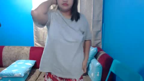 Nathalie online show from 02-15-25, 05:30