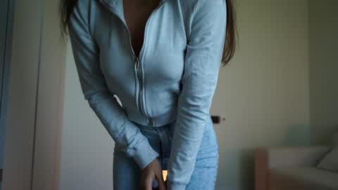 Snapshot of ms_seductive chatting on 09-21-25, 12:40 Your M online show from 09-21-25, 12:40