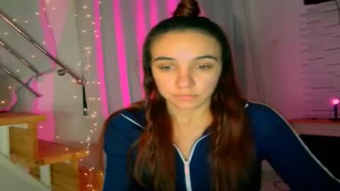 ms_sophiee online show from 01-04-25, 07:13