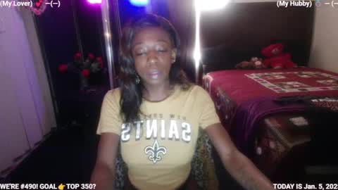 Snapshot of ms_waterworks chatting on 01-05-25, 06:13 DaPussyFairy online show from 01-05-25, 06:13