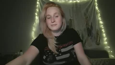 msclairewhatever online show from 12-01-25, 07:35