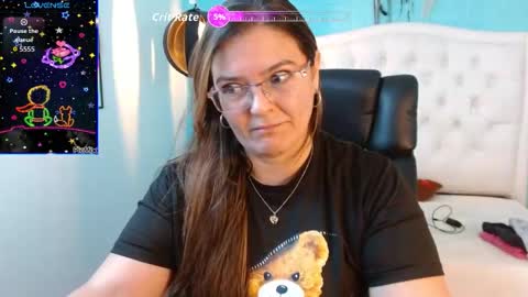 Jossie online show from 10-05-25, 03:27