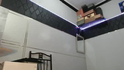 Snapshot of mskimts chatting on 02-21-25, 08:27 mskimts online show from 02-21-25, 08:27