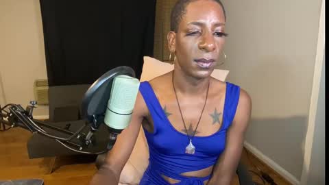 Snapshot of msmerlinmystique chatting on 10-23-25, 08:02 Merlin Mystique online show from 10-23-25, 08:02