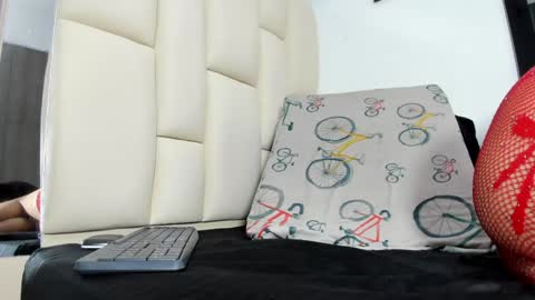 FERNANDA 3 online show from 02-06-25, 03:06