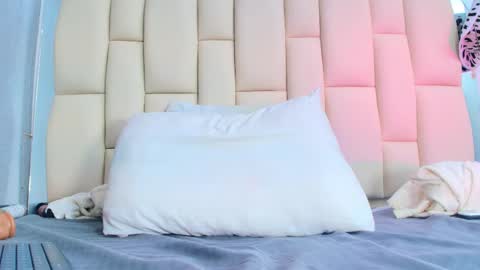 FERNANDA 3 online show from 09-17-25, 03:19