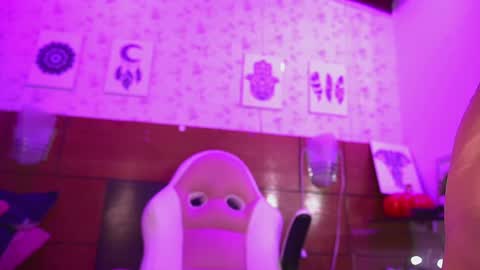 Manuela  online show from 01-24-25, 03:22