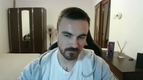 Victor online show from 03-28-26, 08:19