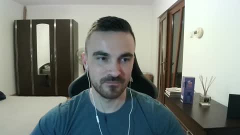 Victor online show from 04-08-26, 07:03