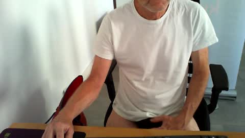 mucfag online show from 06-25-26, 01:15